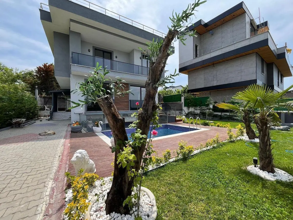 House in Beylikduzu